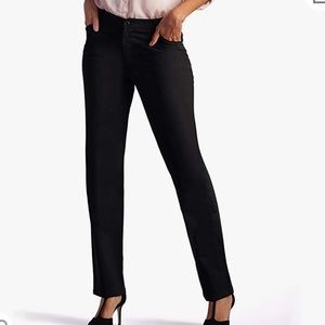 NWT Lee Women's Relaxed Fit All Day Straight Leg Pant Size 10 Short